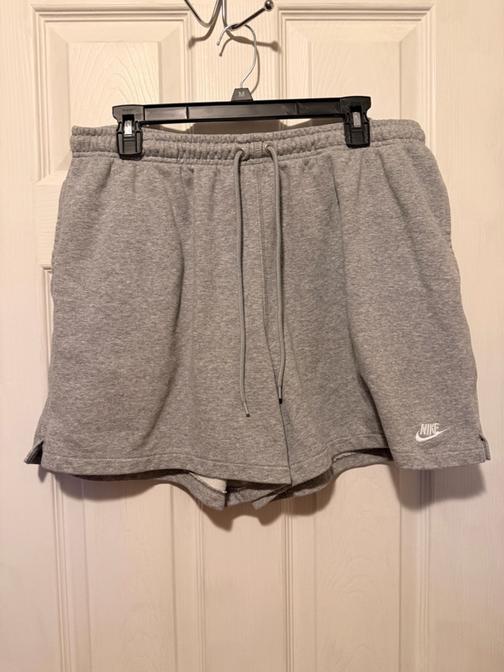 Mens Nike Gray Fleece Drawstring Shorts. Size large.